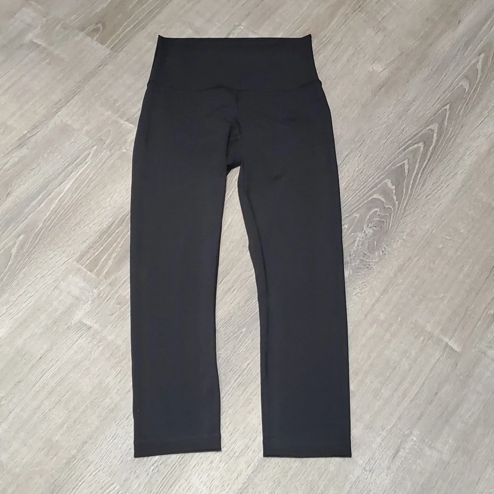 Lululemon Athletica black leggings women size 4